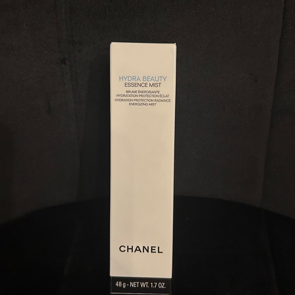 CHANEL Skincare Hydration Booster